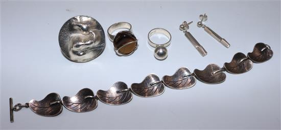 4 pieces Scandanavian silver jewellery & earrings